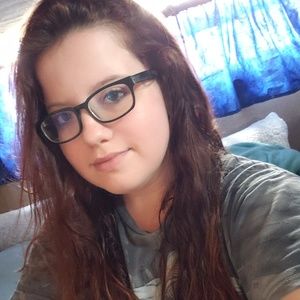 Meet your Posher, Maya